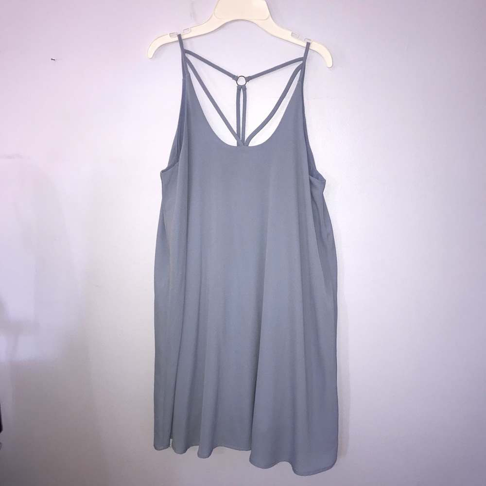 blue dress